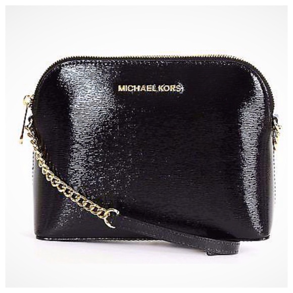 Michael Kors Handbags - Michael Kors Cindy Large Crossbody