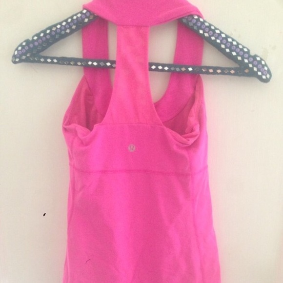 Lululemon Hot Pink Workout Top - Size 4 - Picture 4 of 4