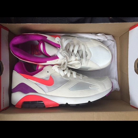 ❗️New lower price❗️Nike Air Maxes