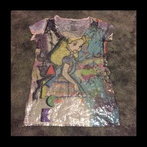 Alice in wonderland shirt !