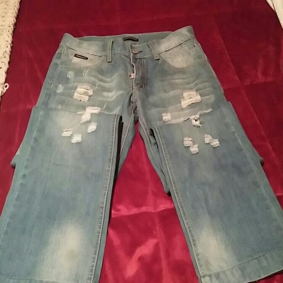 Jeans - Picture 2 of 4