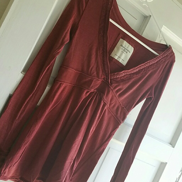 Medium wine color abercrombie long sleeve
