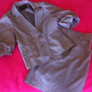 BCBGMAXAZRIA skirt suit