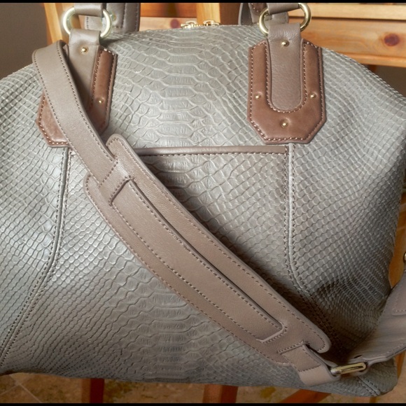 Vince Camuto Annette Large Snakeskin Satchel Bag - Picture 2 of 4