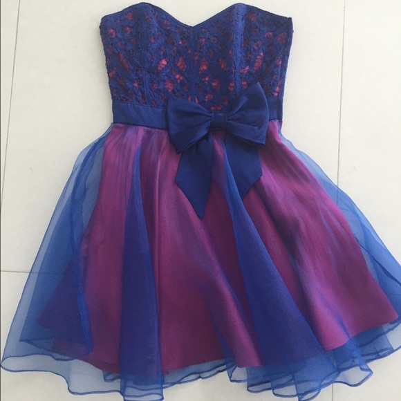 Betsey Johnson dress size 0