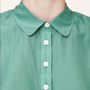 ✨LOFT✨TEAL CHARM SOFTENED SHIRT