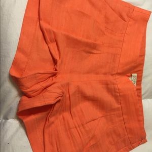 High waist coral short