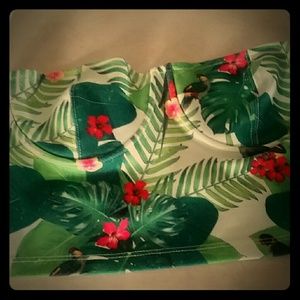 Zara tropical crop
