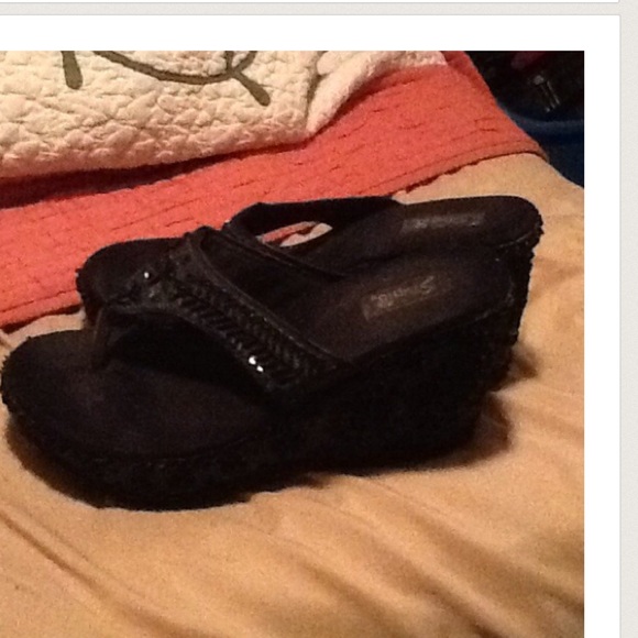 ☀️Black Beaded Thong Wedge Sandals☀️