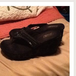 ☀️Black Beaded Thong Wedge Sandals☀️