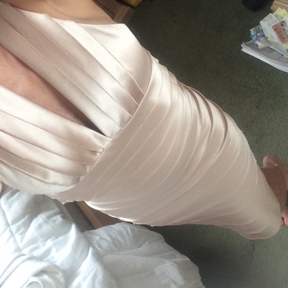 BCBG DRESS 💃👠 - Picture 3 of 3