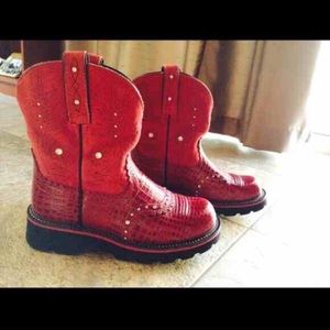 Ariat Red Boots ON HOLD for scampos1