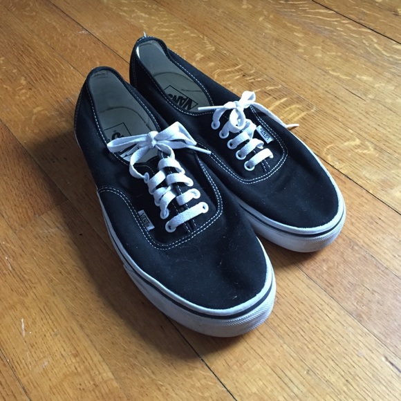 Vans - Picture 2 of 4