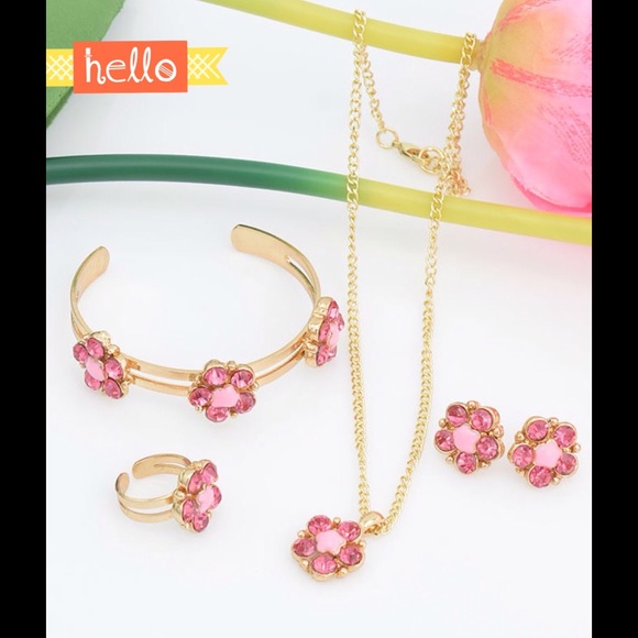Kids fashion jewelry set