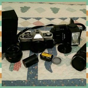 Minolta Camera Bundle