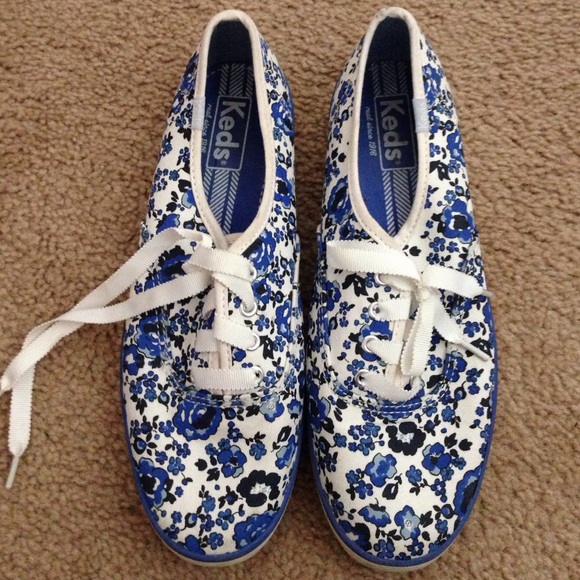 Floral keds
