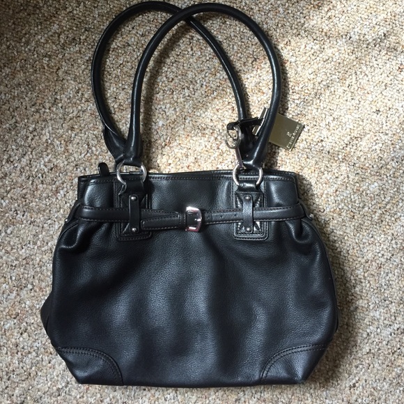 Etienne Aigner Blk REAL Leather w/Zipper Divider