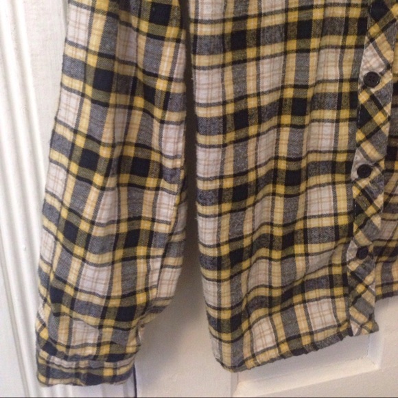🌿 Forever 21 Plaid Flannel