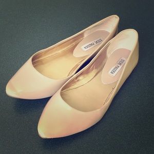 Steve Madden Ibiza Nude Ballet Flat w/ Pointed Toe