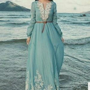 Long sleeve maxi dress