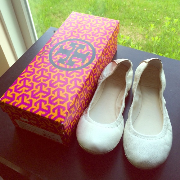 Tory Burch Eddie Flats in the color Bleach