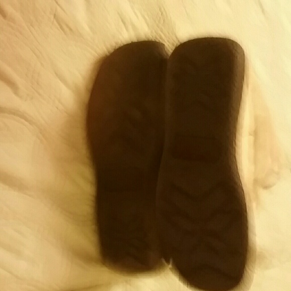 Boots - Picture 3 of 3