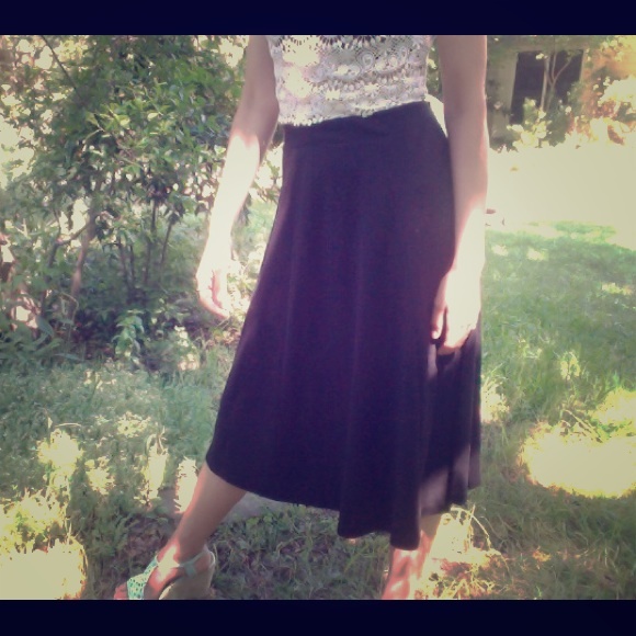 Black cotton maxi skirt