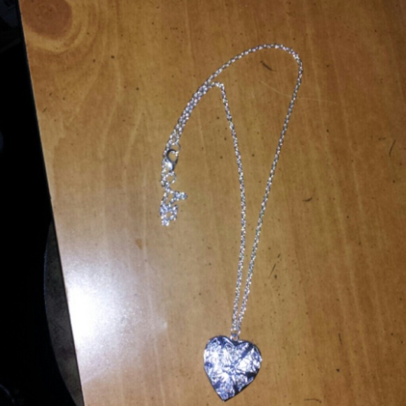 Sold - Picture 3 of 3