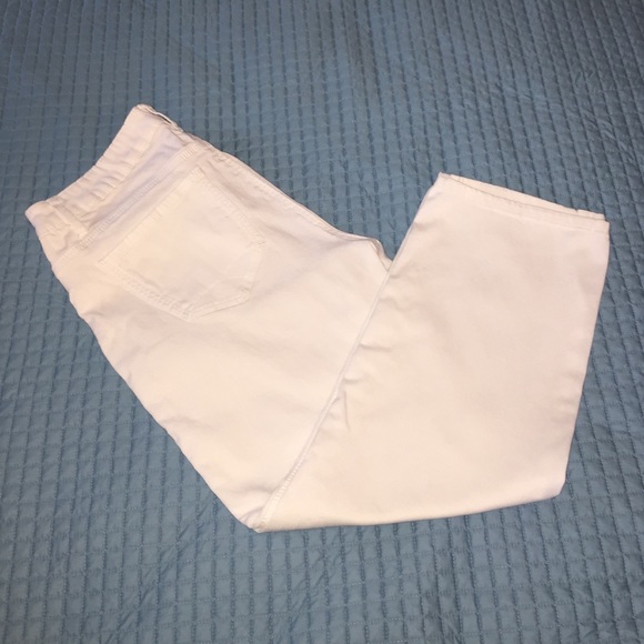 Women's cropped jean