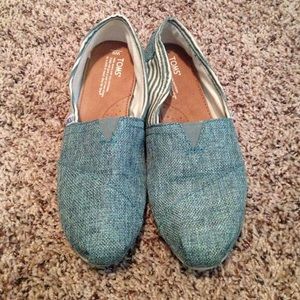 Only worn twice TOMS
