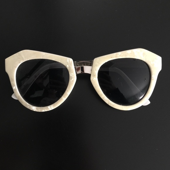 TopShop Sunglasses - White / silver Sunnies