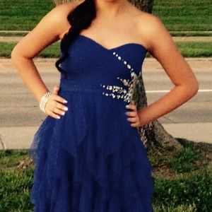 Blue prom/homecomig dress😍