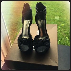 Bebe heels. Size 7. Black