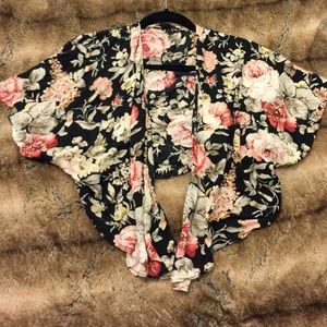 Crop kimono top