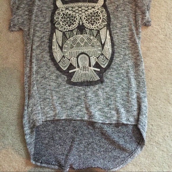 Sweater/shirt. Long back. Short front.