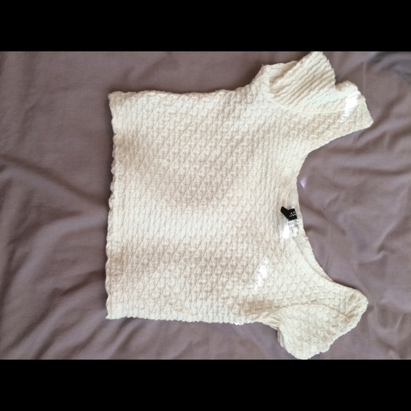 crop top