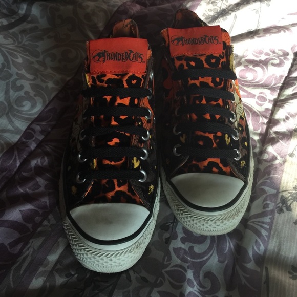 Thunder cat converse!!
