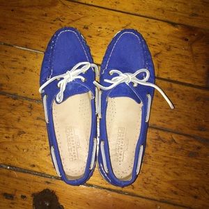 Sperry blue boat shoes