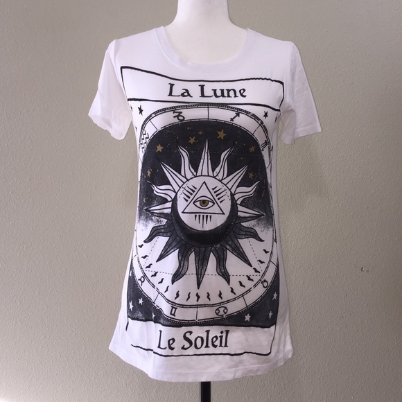 Boutique Tops - La Lune Le Soleil Tee M - LAST ONE!