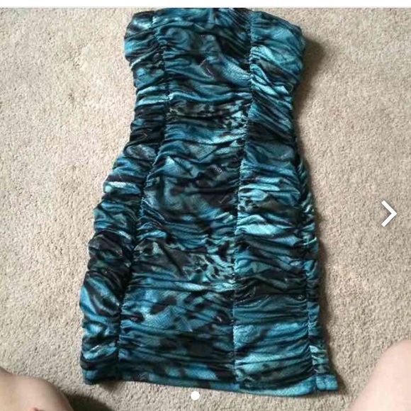 Short dress