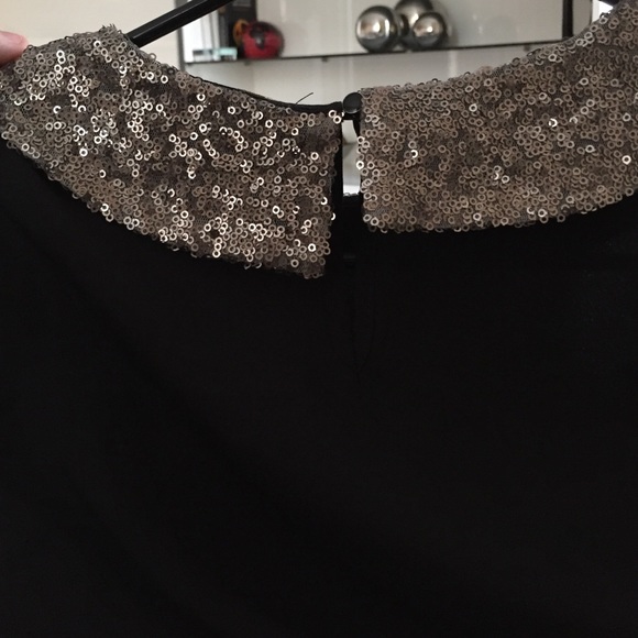 Shirt with sequin details ✨ - Picture 3 of 3