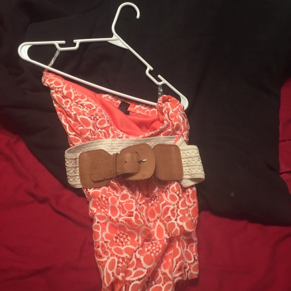Large strapless too
