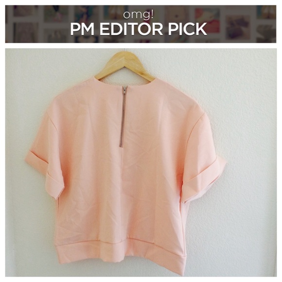 🎉PM Editor PICK🎉New Pleated Front Cropped Top - Picture 2 of 4