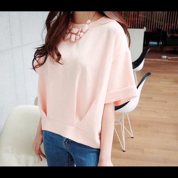 🎉PM Editor PICK🎉New Pleated Front Cropped Top - Picture 3 of 4