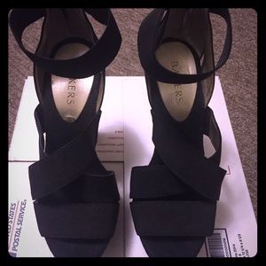 Bakers Black Mckinley Platform Sandal