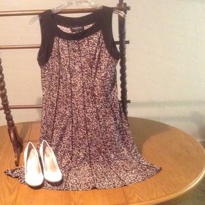 Black/brown/tan dress