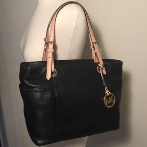 NEW Michael Kors Jet Set Top Zip Tote
