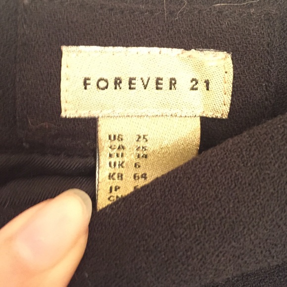 Forever 21 Black Pleated Skirt - Picture 2 of 3