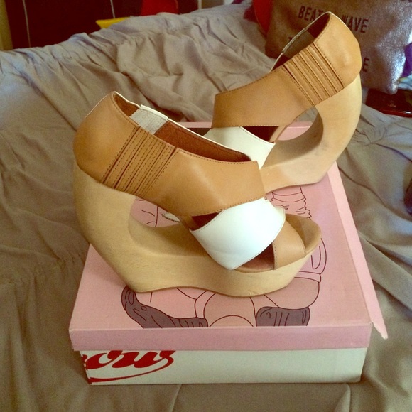 Jeffrey Campbell Shoes - Jeffrey Campbell rockin' platform wedges