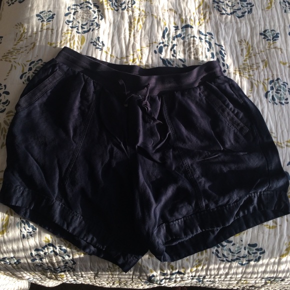 Shorts SOLD - Picture 1 of 3
